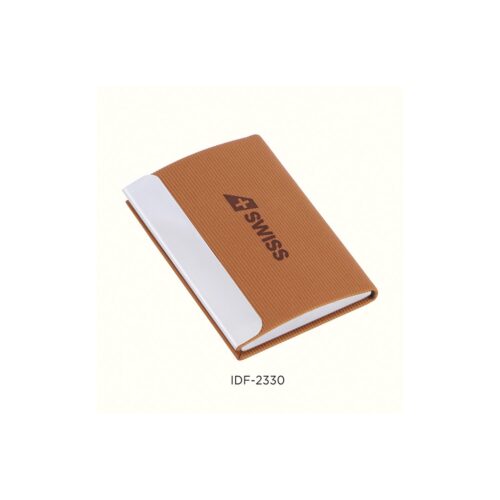 Merch Story Tan cardholder with silver metal